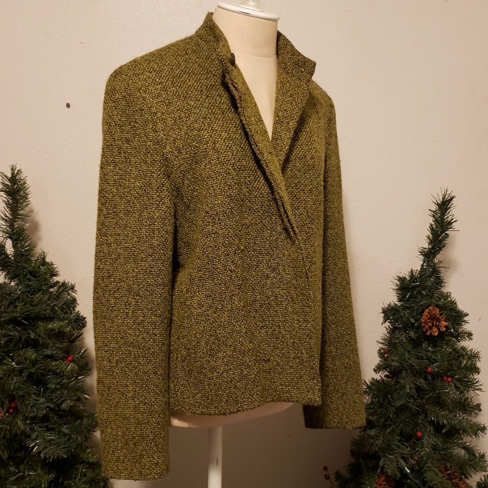 Military style tailored wool jacket